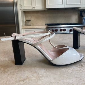 Fendi authentic sandals heels white beige stacked 36.5